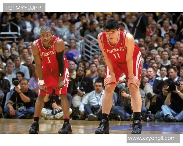 姚明家族温馨瞬间展现亲情与团结的美好时光