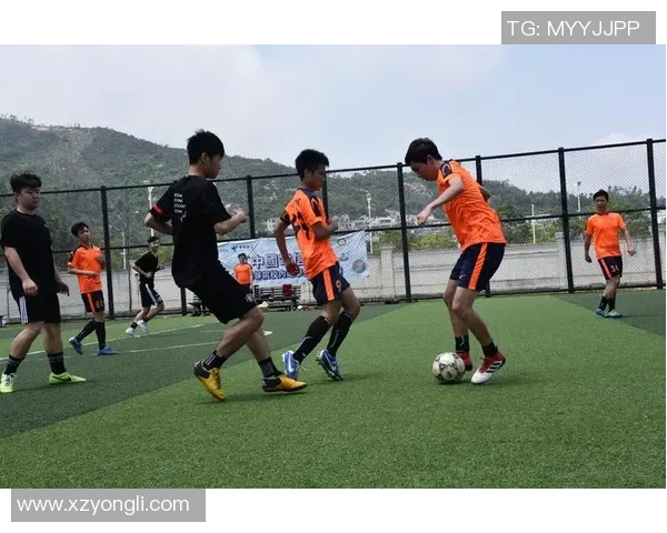 韩寒与姚明携手合影展现文体交融的魅力与友谊