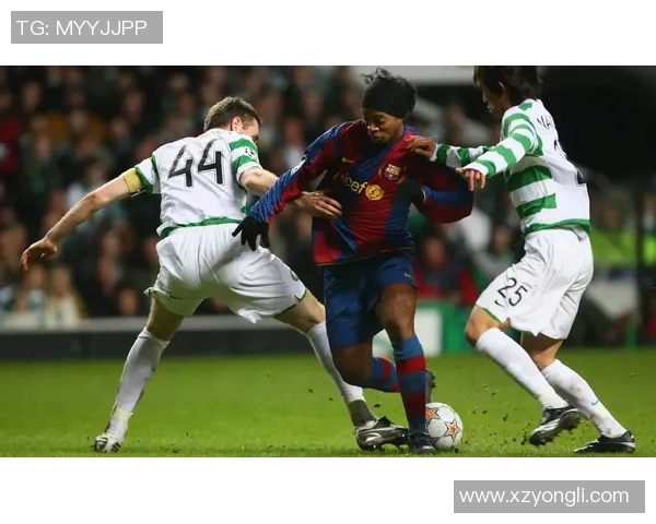 足球明星罗纳尔多与迪尼奥的传奇故事与辉煌成就回顾