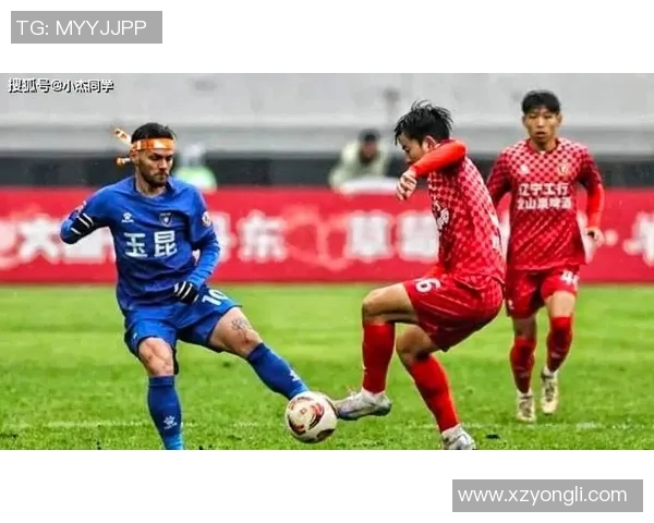 190cm辽宁足球明星的成长之路与职业生涯精彩瞬间回顾 190cm辽宁足球明星的成长之路与职业生涯精彩瞬间回顾